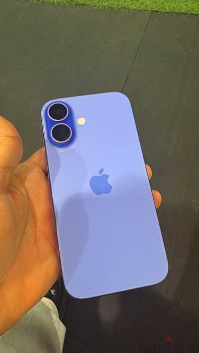 iPhone 16  كسر الزيرو