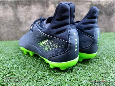 Kipsta football shoe's