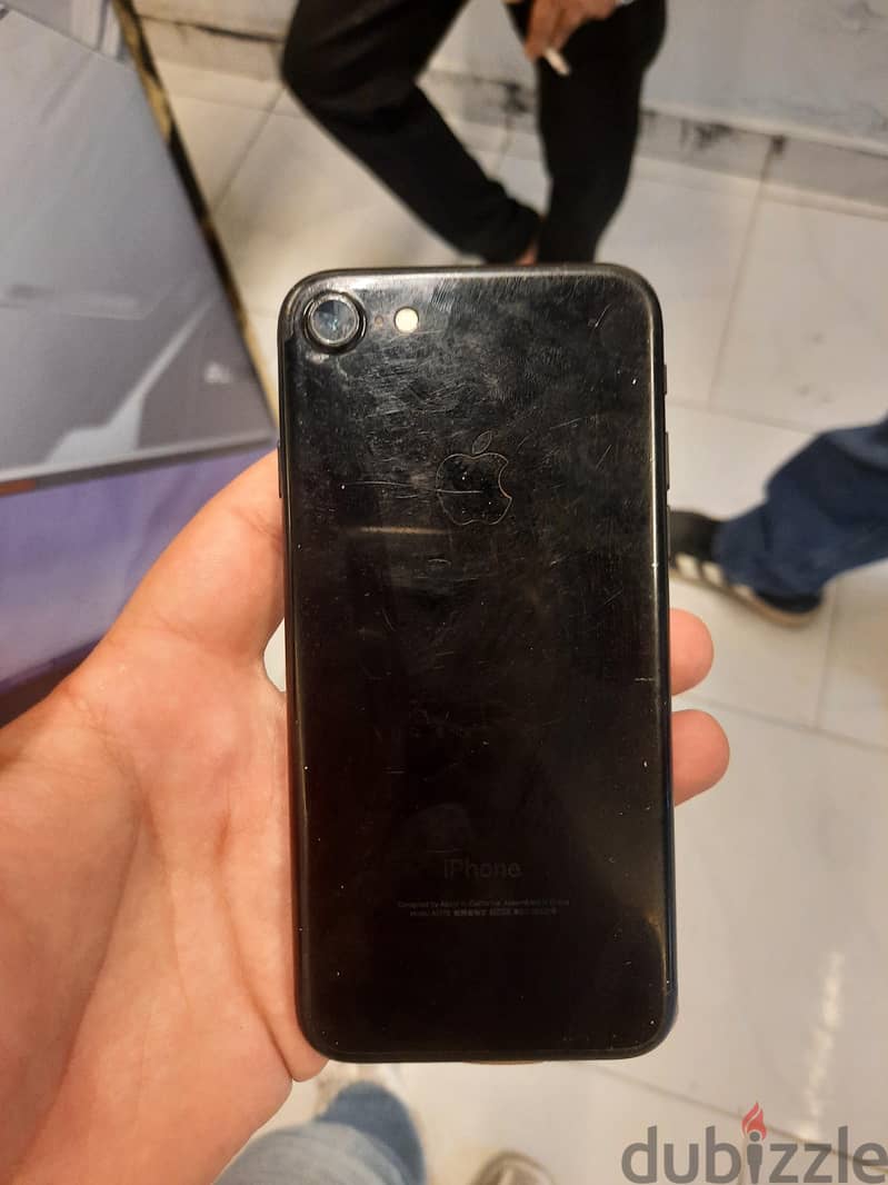 Apple - iPhone 7 1