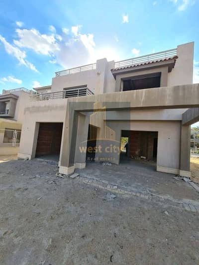 Townhouse villa for sale in compound palm hills woodville