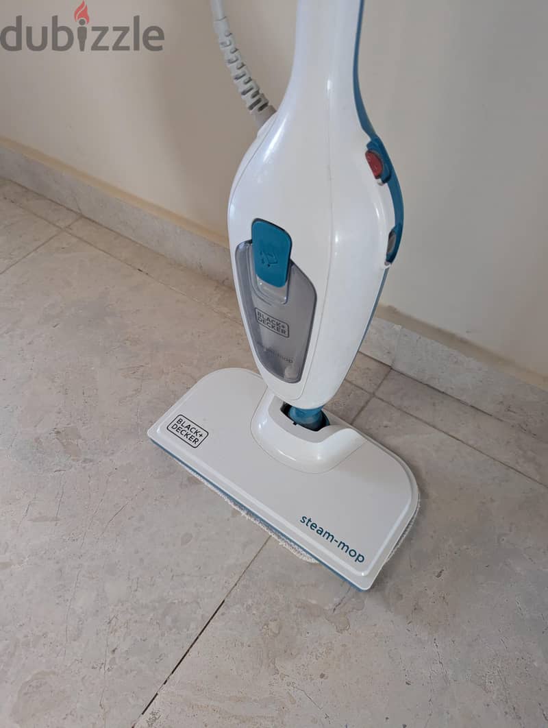 Black and Decker steam cleaner 1