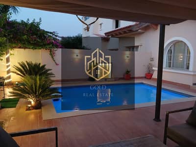 Luxury Twin House for Rent in Hyde Park Luxury Twin House for Rent in Hyde Park