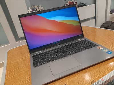 dell latitude 5520 with charger