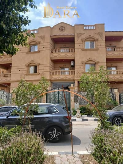 Apartment for sale in the Sixth District, villas near the main road (with facilities up to 12 months)