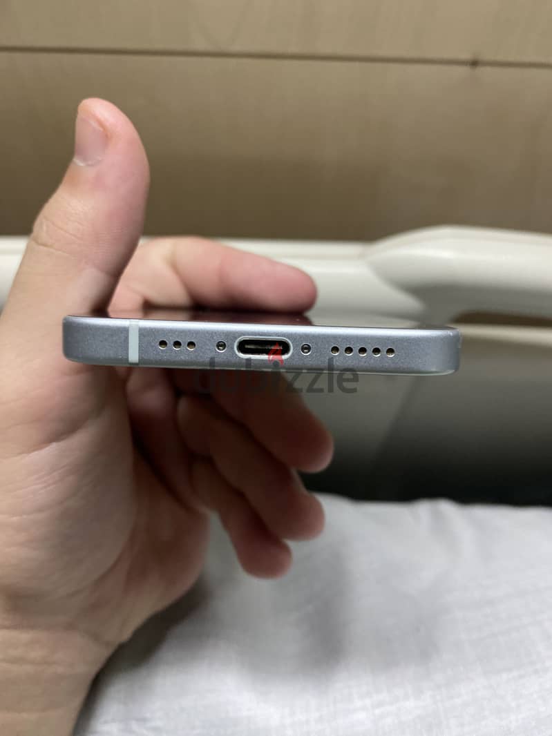 Apple - iPhone 15 2