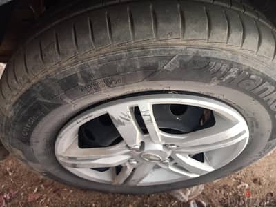 2 Hankook Tires 175-70-r13