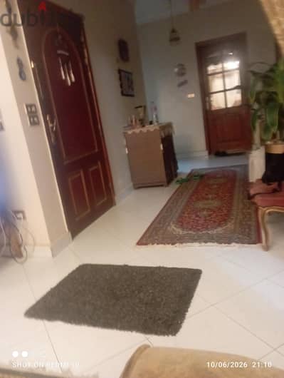 شقه للبيع