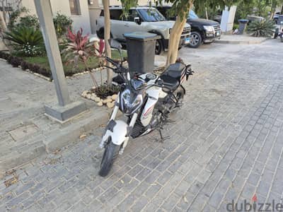 موتوسيكل ماركة Benelli إيطالي 200C. C