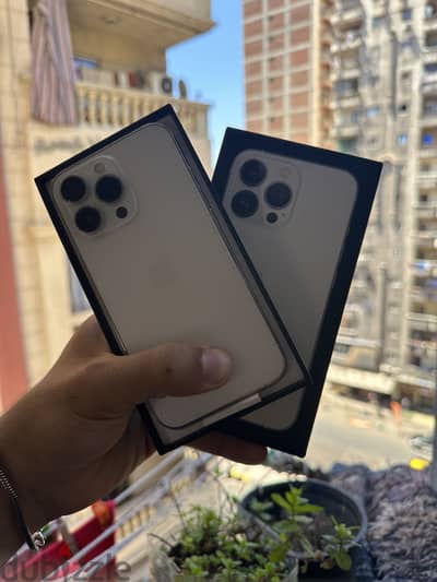 Apple - iPhone 13 Pro (like new)