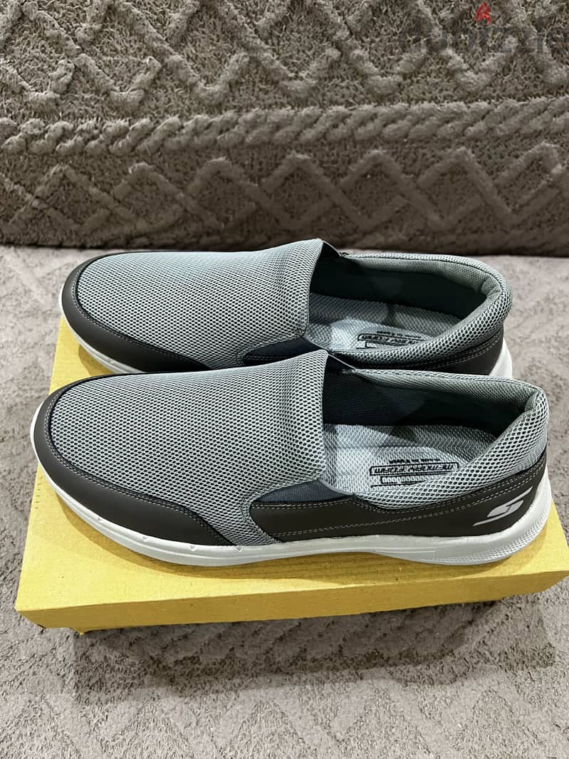 Skecher 1