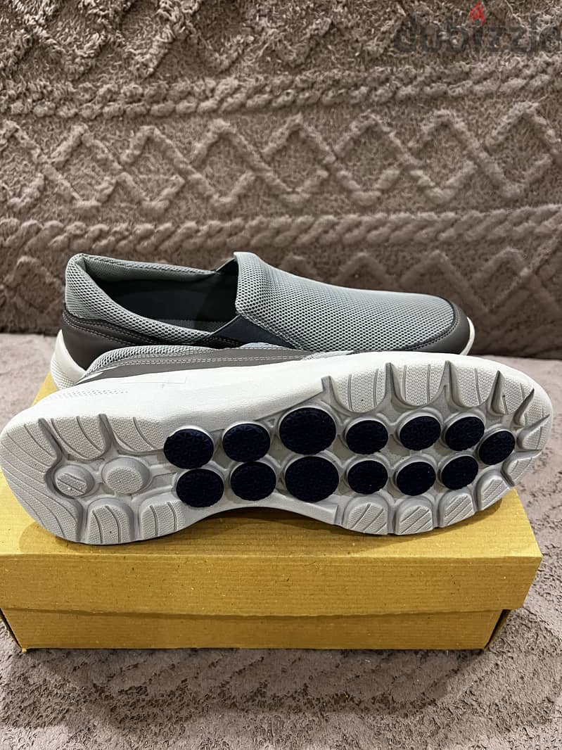 Skecher 2
