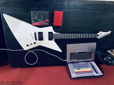 S by solar Guitar + Gen 4 Focusrite audio interface