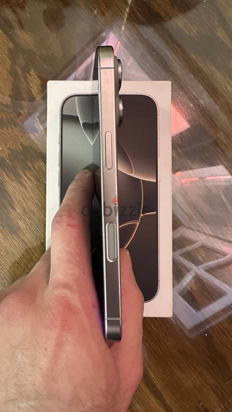 Iphone 16 pro 3