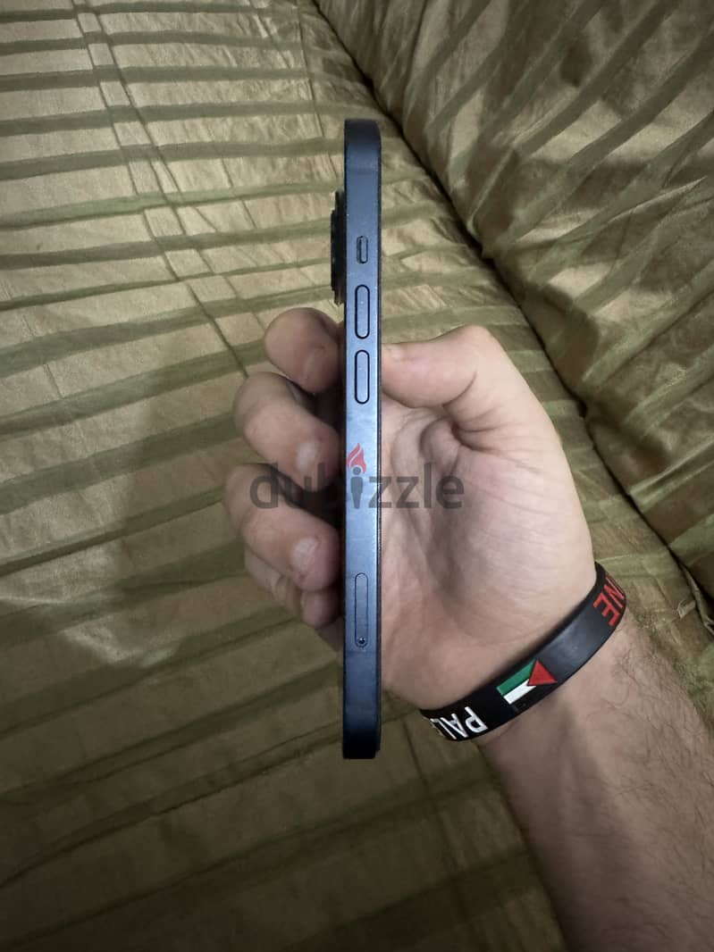 Apple - iPhone 13 7