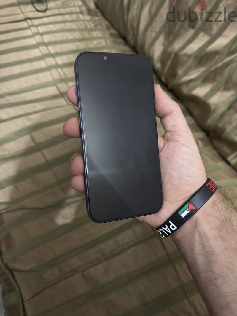 Apple - iPhone 13 8