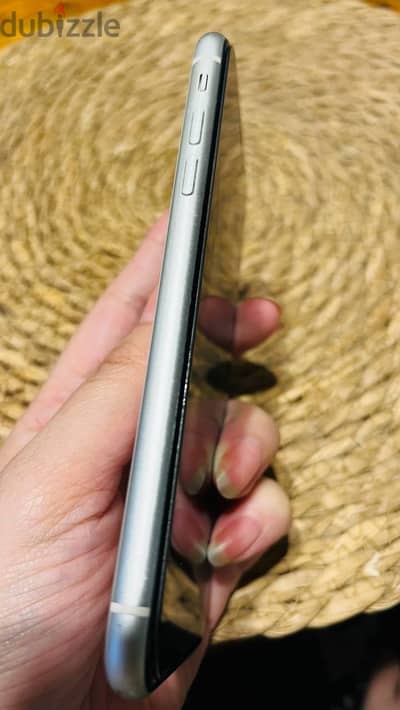 Apple - iPhone 11