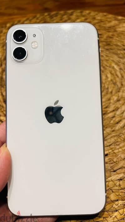 Apple - iPhone 11