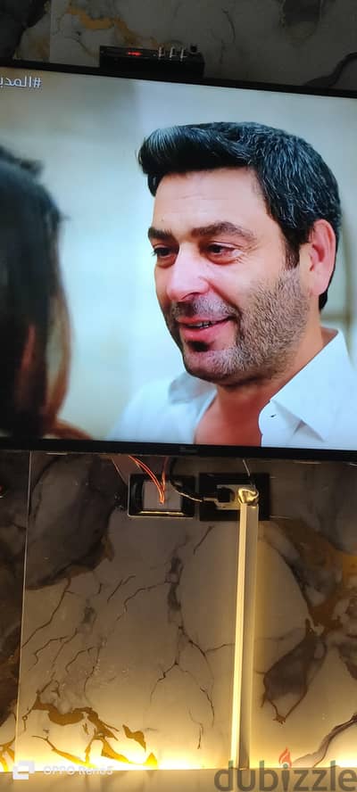 شاشه  يونيون اير  50 بوصه بتشغل واي فاي سمارت روعه والوانهغا جميله