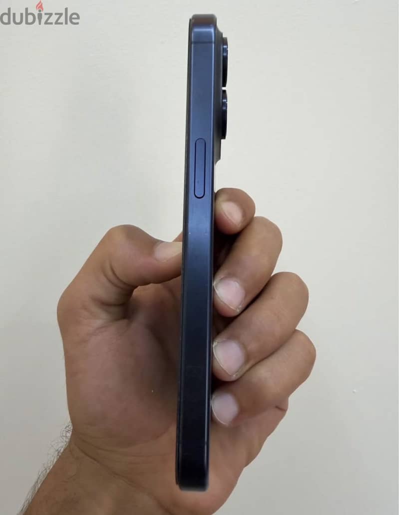 Apple - iPhone 15 Pro 3