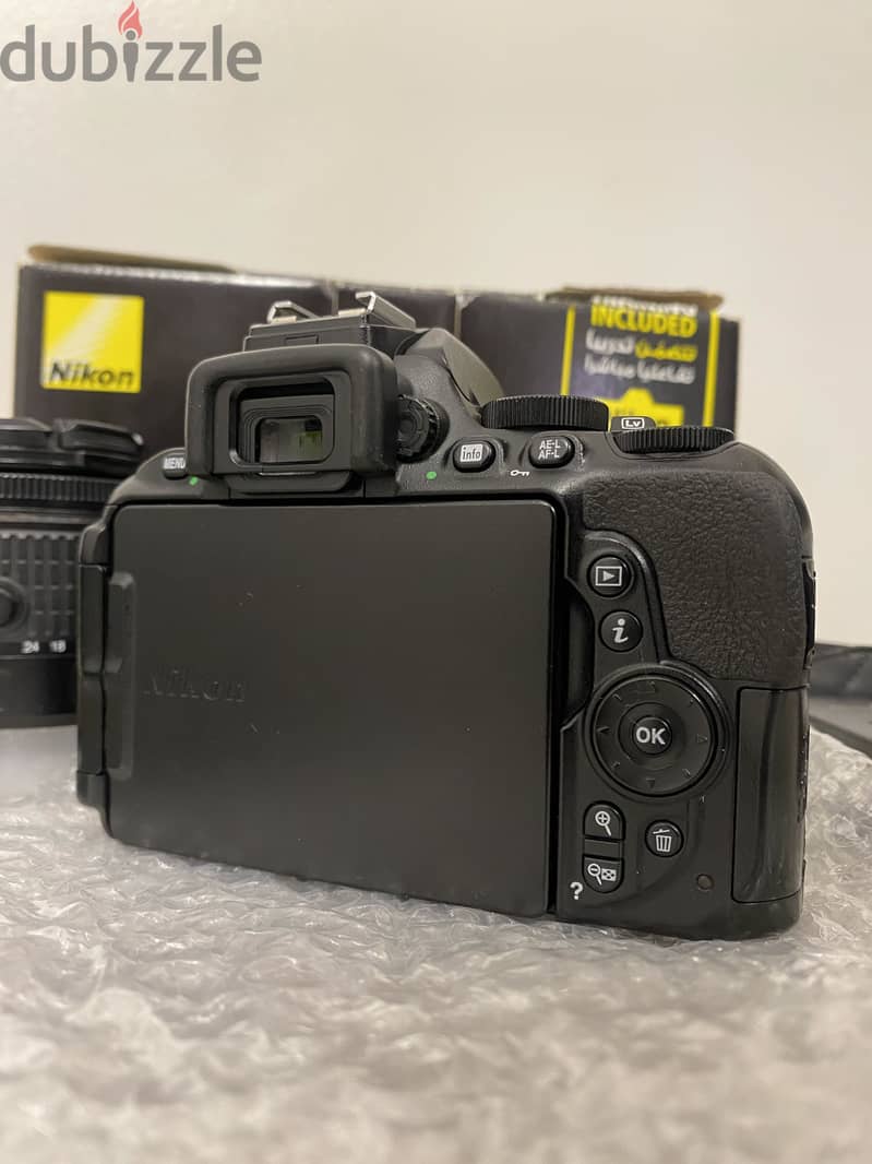 Nikon  D5600 5