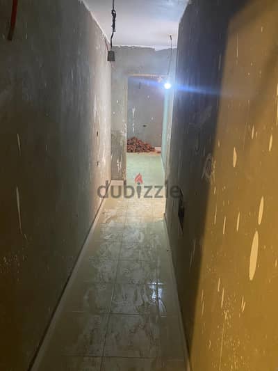 فرصة ممتازة شقة ٣ غرف ٢ حمام كبيرة بحري  برج جديد