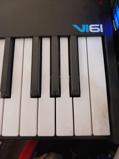 Midi Controller مستعمل بحاله ممتازه