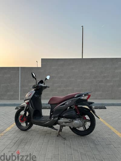 Scooter SYM SR150