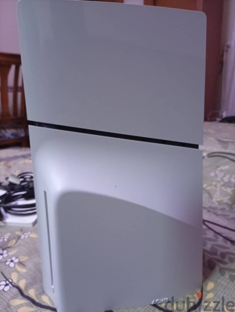 PS5 slim 4