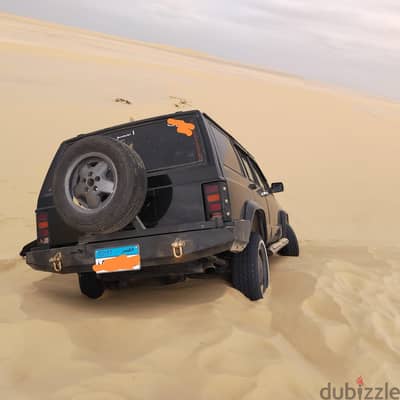 جيب شيروكى 1996