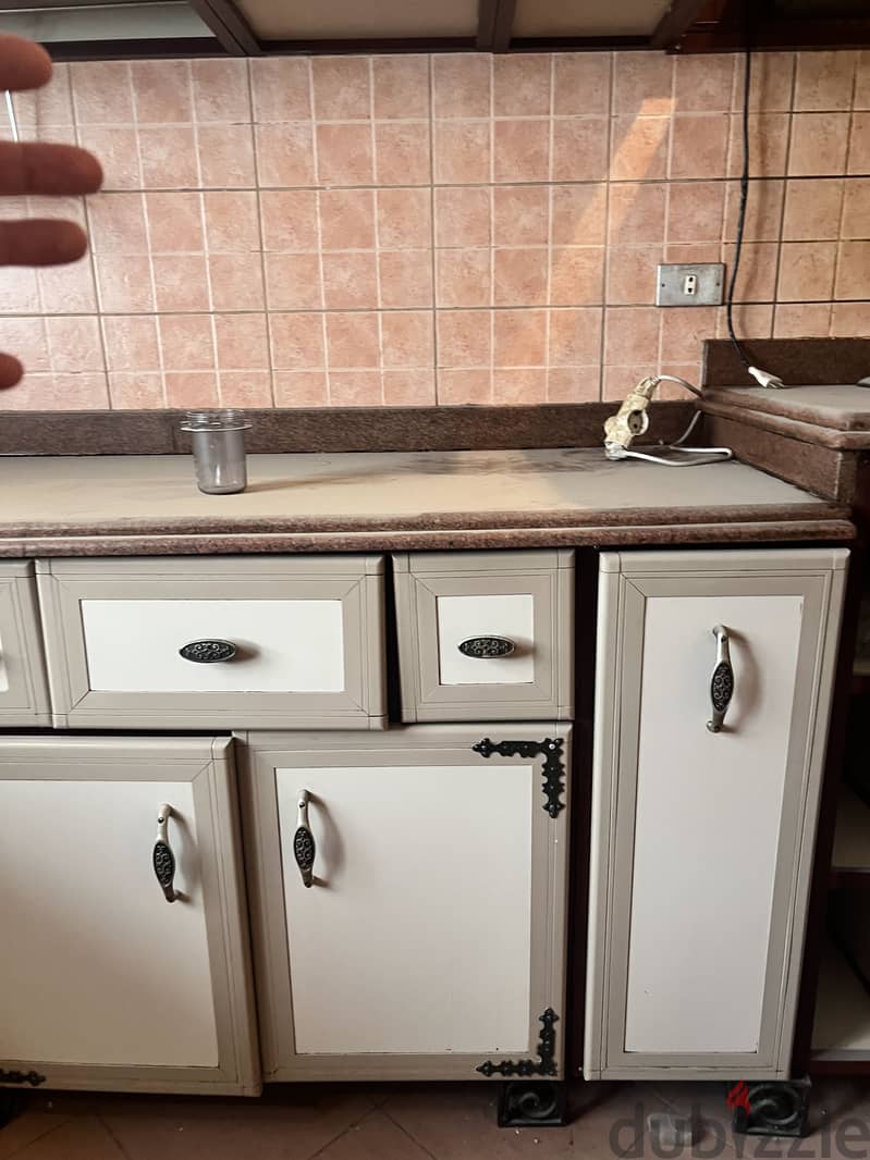 Complete kitchen with equipment 5