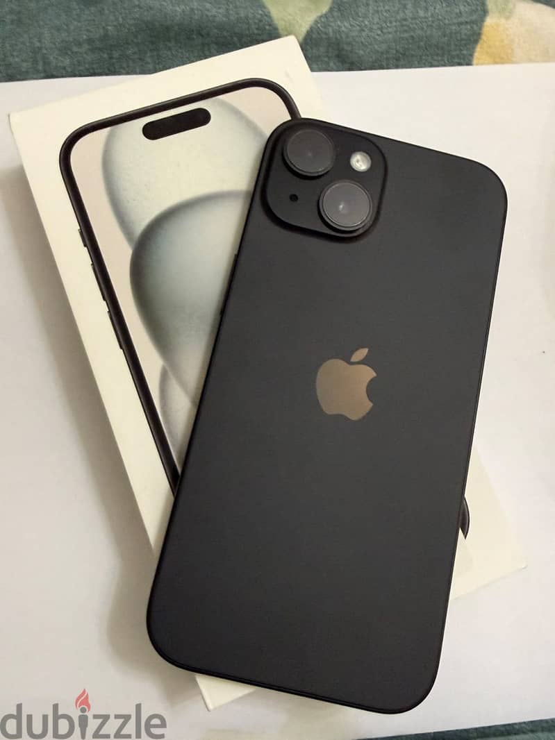 iPhone 15 98% battery 1