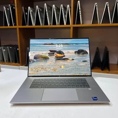   HP ZBOOK 16 Studio G10 i9 13th 4K Touch 