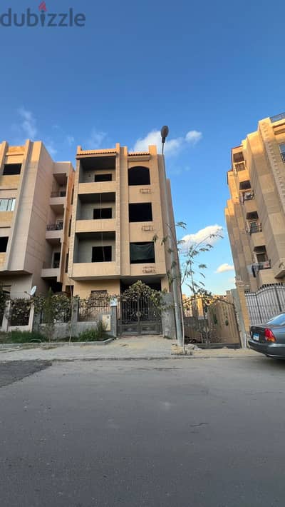 عمارة/بيت كامل جاردينيا هايتس القاهرة الجديده (المالك)