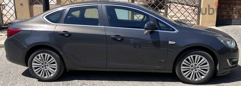 Opel Astra 2015