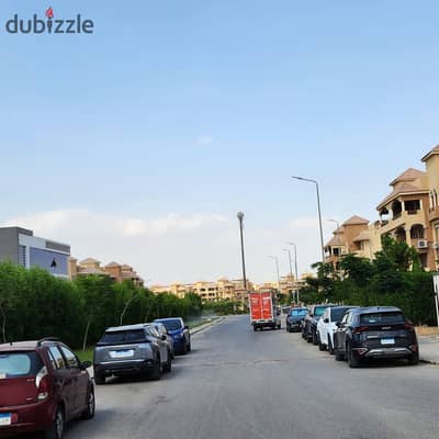 مول تجاري داخل كمبوند الخمائل بالشيخ زايد