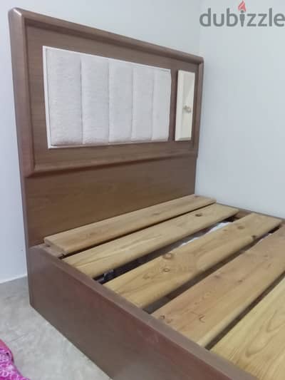 سرير فرداني ١٢٠