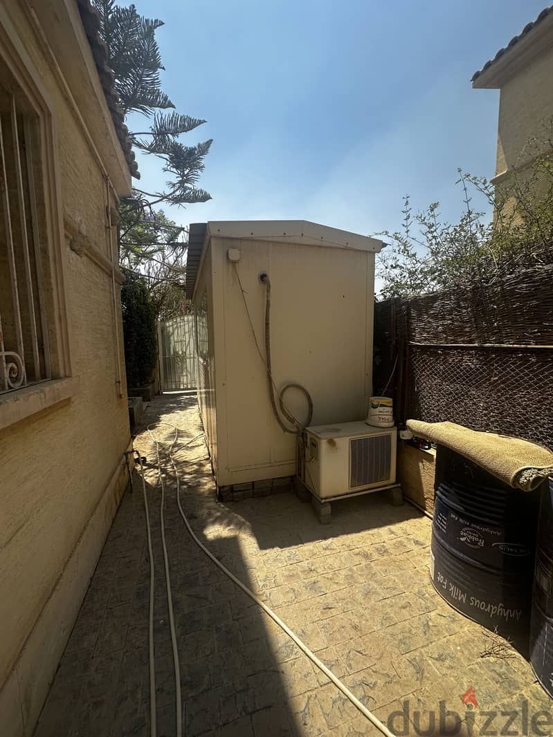 Caravan/container 3