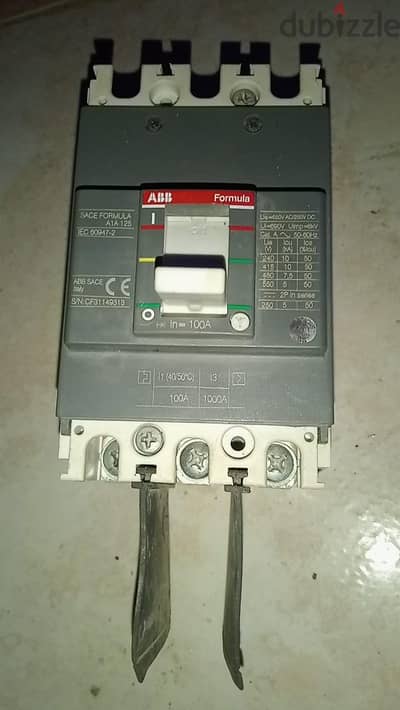 ٢ قاطع ABB 100A جديد بحالته