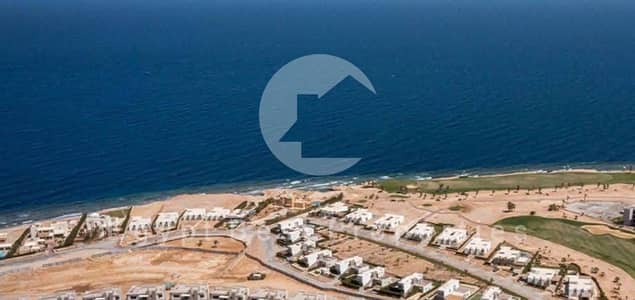 5% مقدم وامتلك فيلا فاخرة بإطلالة بحر في سوما باي مع حمام سباحة خاص+ رووف بتشطيب كامل واستلام قريب داخل منتجع متكامل على البحر الأحمر