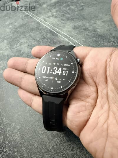 Huawei watch GT6 بحالة الزيرو استخدام خفيف جداً