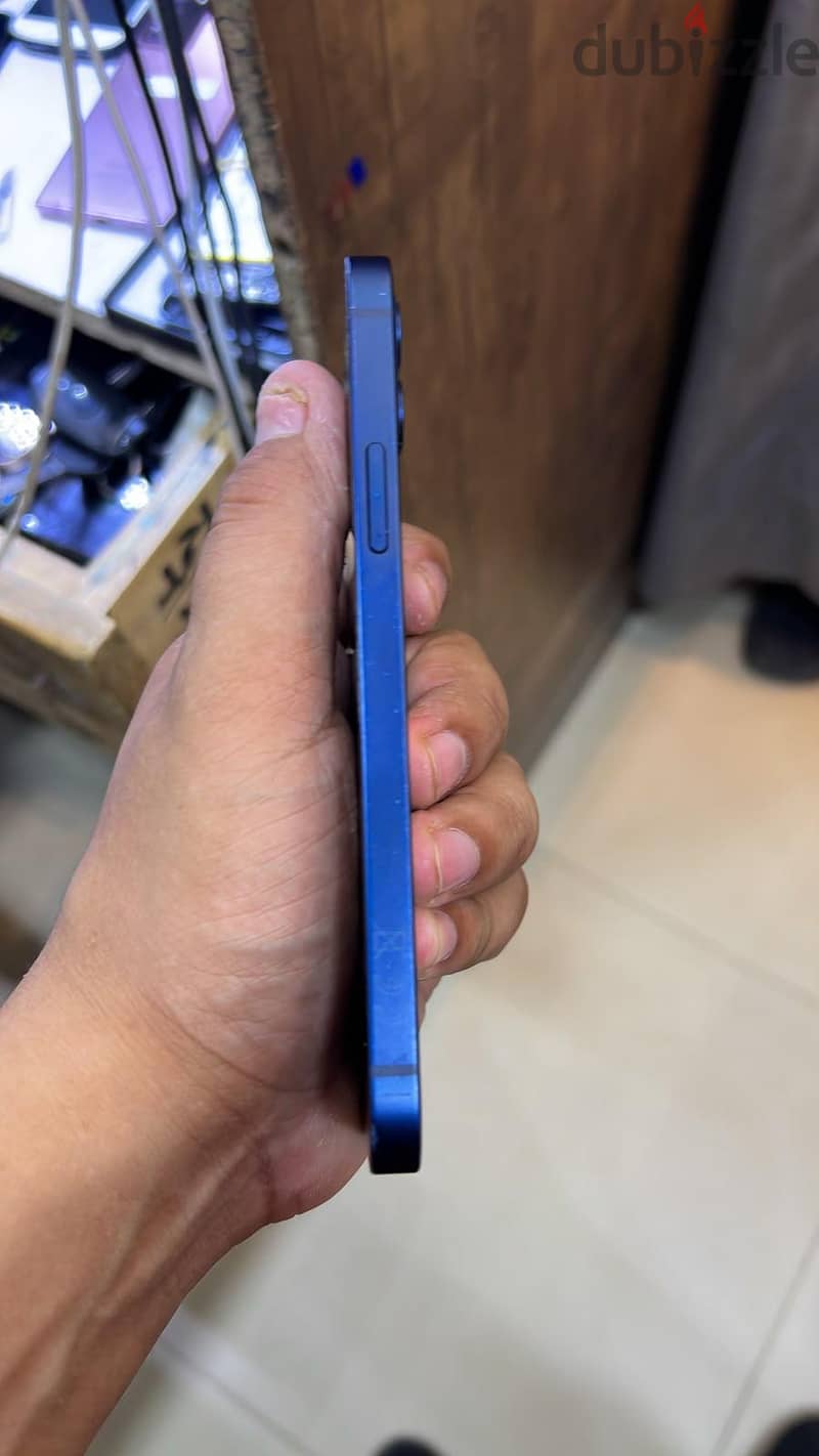 iPhone 12 1
