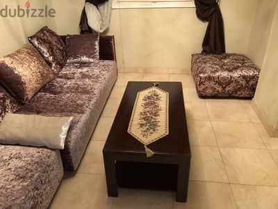 للبيع انتريه مودرن بحالة ممتازة – الإسكندرية