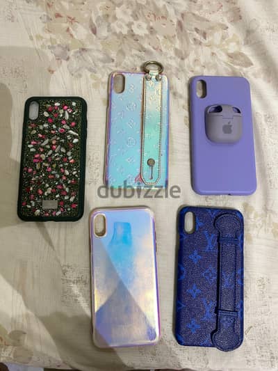 ٥ جرابات iPhone XS max