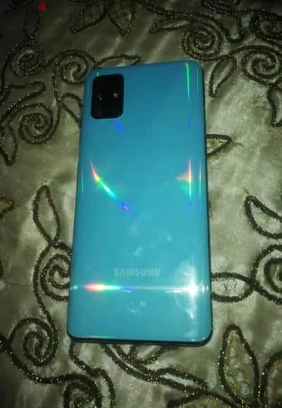 Samsung a51 128g ram6+6 حالة ممتازه جدا مش مفتوح زيرووو حرفيا