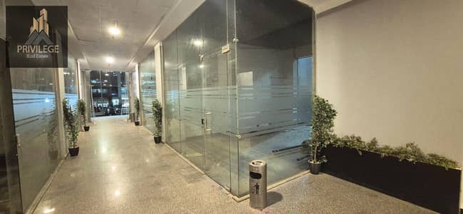  محل تجاري للإيجار – التجمع الخامس – التسعين الشمالي Cairo business plaza