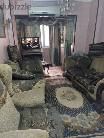 انتريه كامل بحالة جيدة