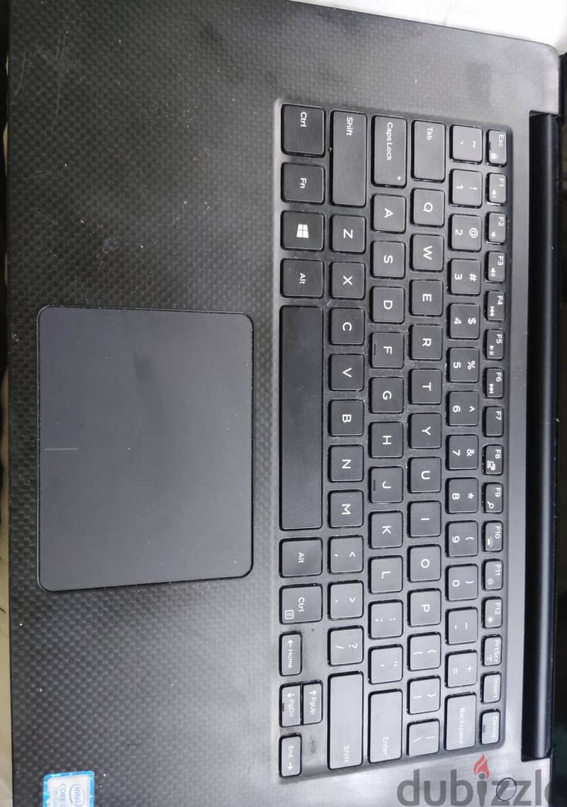 Dell Precision 5520 Workstation 1