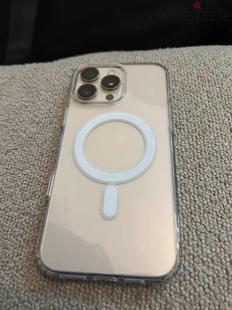 Apple - iPhone 16 Pro Max 1