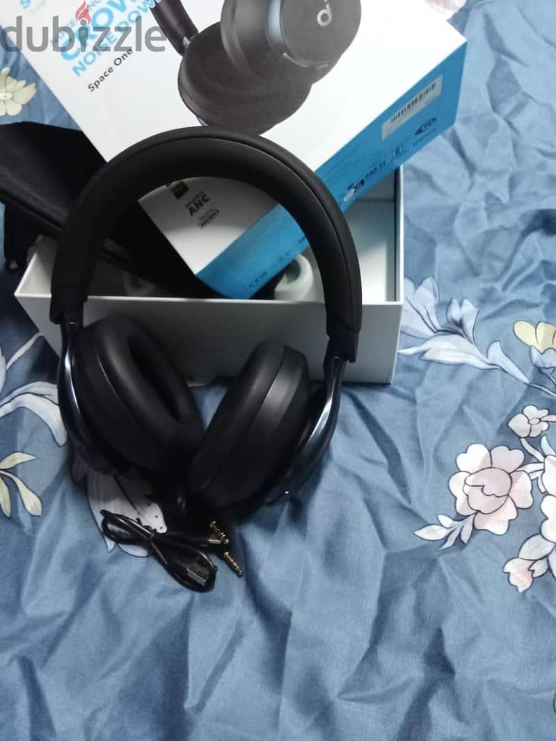 Anker soundcore space one  سماعة جديدة 8
