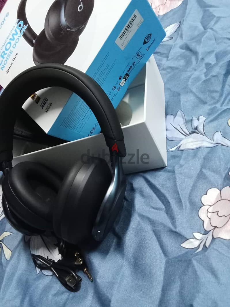 Anker soundcore space one  سماعة جديدة 9